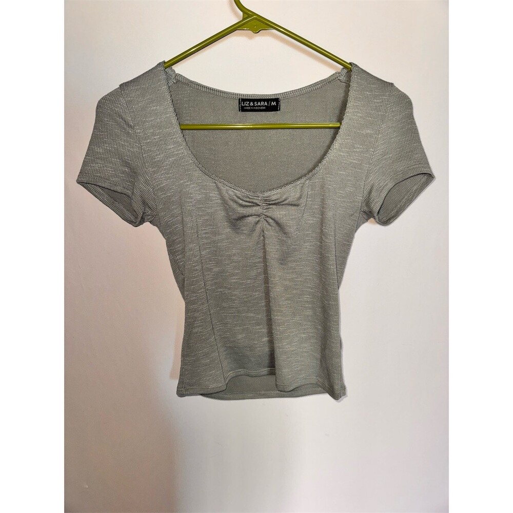 Liz & Sara Womens Top M Gray Ribbed Scoop Neck Ruched Short Sleeve